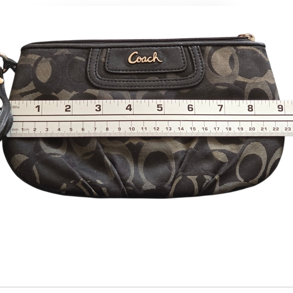 Coach Signature Sateen Pleated Black Gray Tan Wristlet